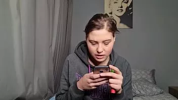 Play Fully clothed bob haircut blonde humiliating a guy's small dick after seeing the 2 dick pics he sent her | custom video