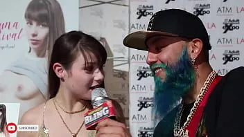Reproduzir Avn entrevista com luna rival para hiphopbling tv