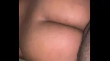 play Ebony montando vizinhos giram ao contrário
