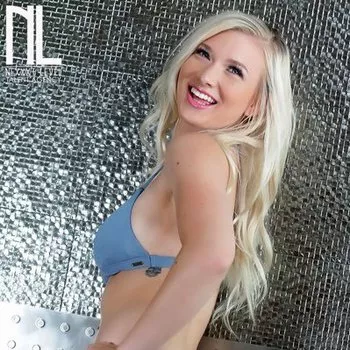 Pornstar Emily Right