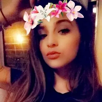 ポルノスター Sofie Reyez