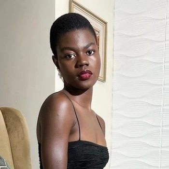 Actrita Daisy_melanin